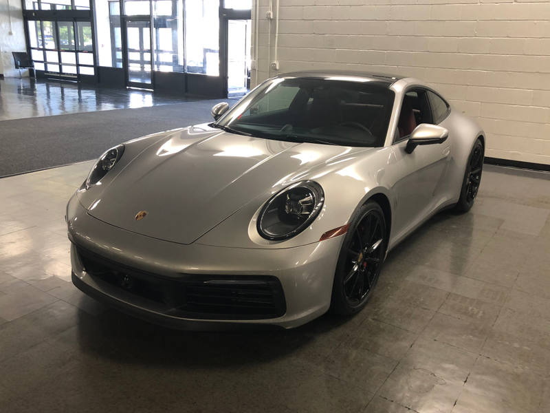 Illustration for article titled Meet the 2020 Porsche 911 (992)